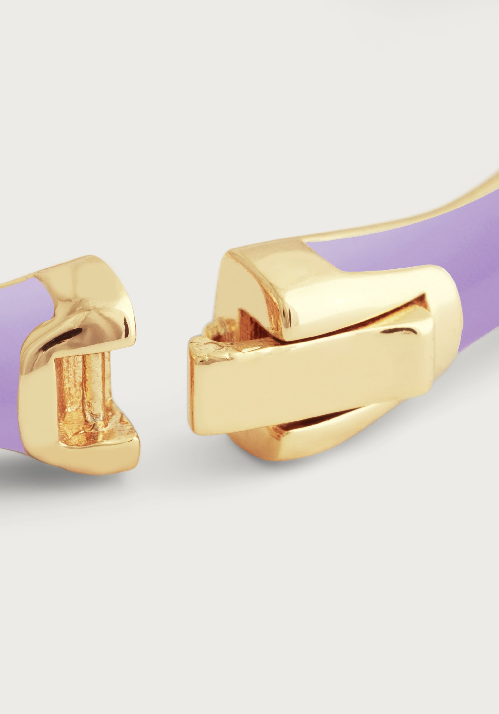 Bamboo Enameled Hinged Bangle